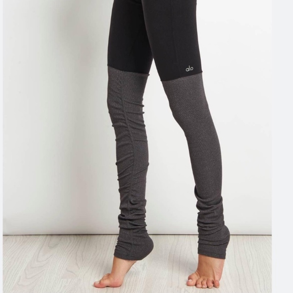 Alo Yoga Black and Gray Goddess Leggings